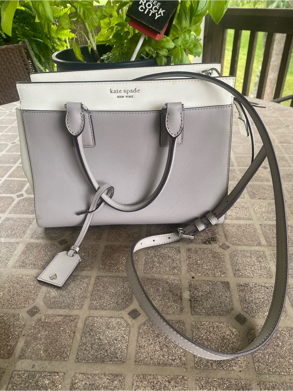 Kate Spade Gray and White Cameron Leather Bag with Crossbody Strap
